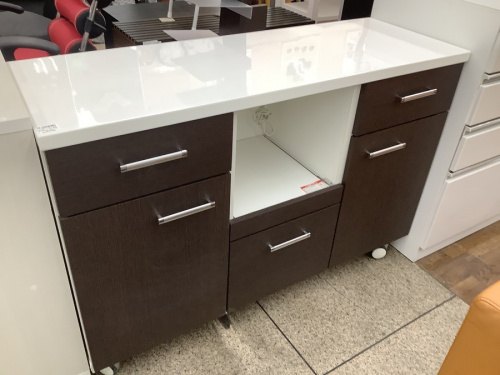 収納家具