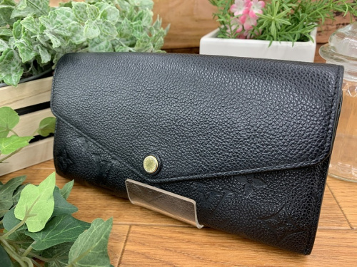 バッグ・財布の財布　長財布　ウォレット