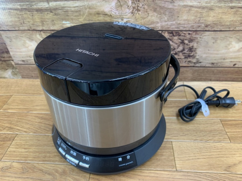 キッチン家電の炊飯器