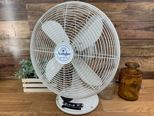 季節家電の扇風機 サーキュレーター テーブルファン