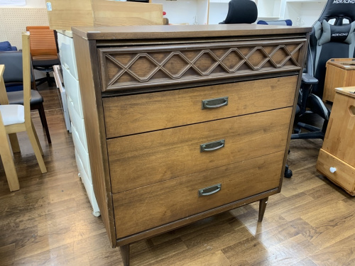 収納家具のチェスト