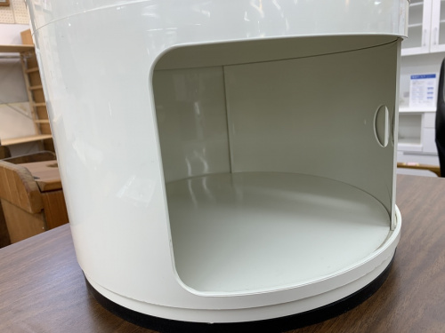 コンポニビリのKartell