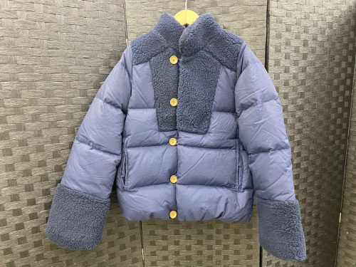 トップスのジャケット