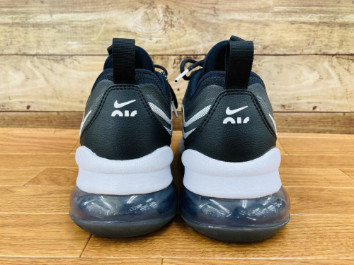 NIKEのナイキ