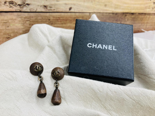 ブランド・ラグジュアリーのアクセサリー