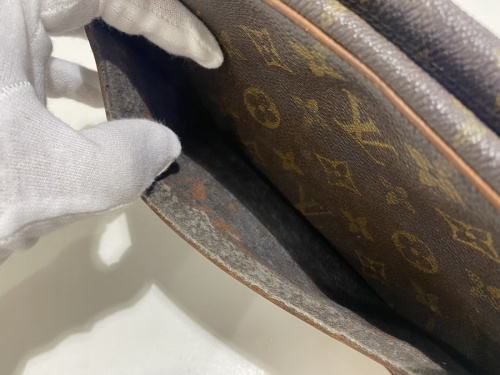 LOUIS VUITTONのさいたま市