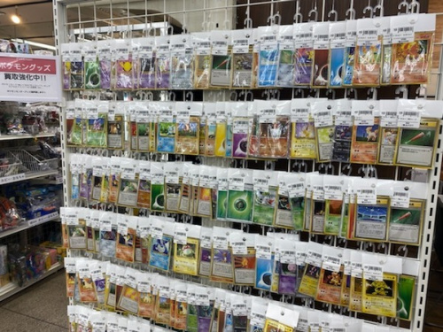 アニメ　グッズのPokémon　ポケモン