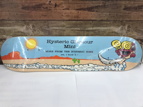 HYSTERICのスケートボード