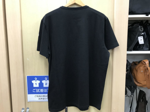 プリントTシャツのMONCLER