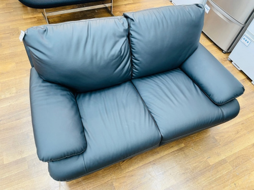 家具のソファ