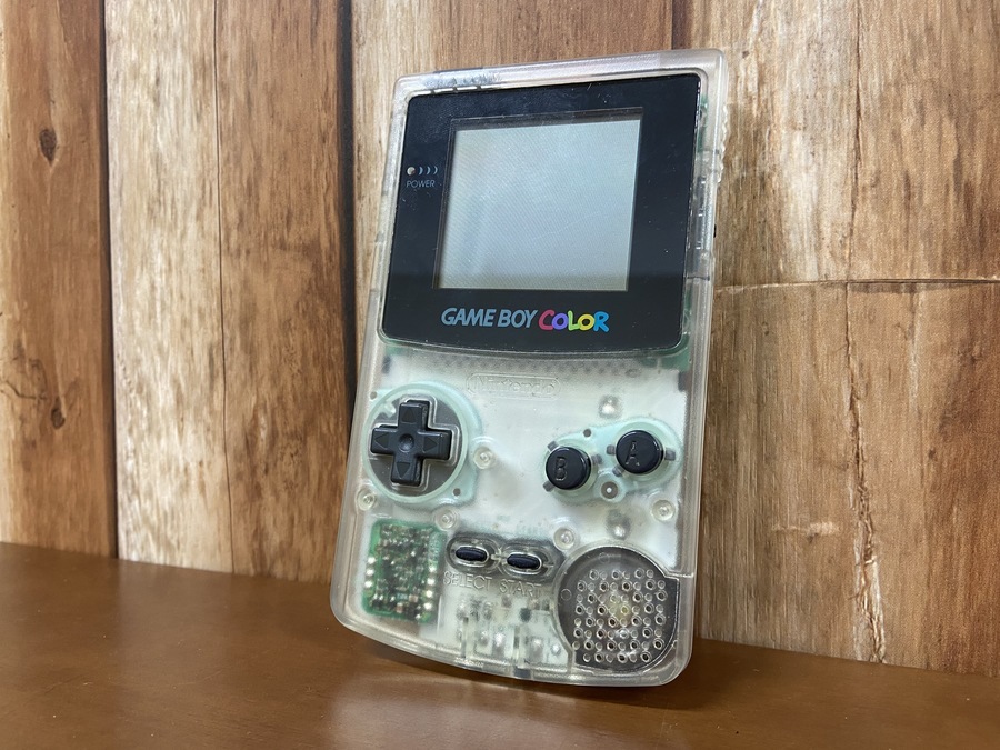 懐かしのGAME BOY COLOR (ゲームボーイカラー) とカセットが買取