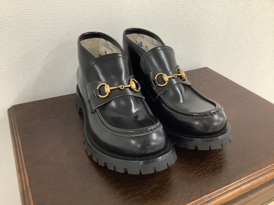 ブランド一覧 | ワールド オンラインストア GUCCI(グッチ)ホースビットブーツを買取入荷しております 靴