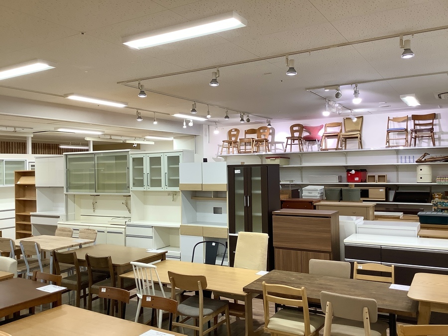 ディズニーのプレートがお洒落!!アイアンキャビネット!!【トレファク愛知蟹江店】 ディズニーのプレートがお洒落!!アイアンキャビネット!!【トレファク