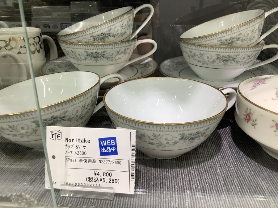 ノリタケ　モーニングフォレスト　5客セット モーニングフォレストNoritake（ノリタケ）のカップ&ソーサーが