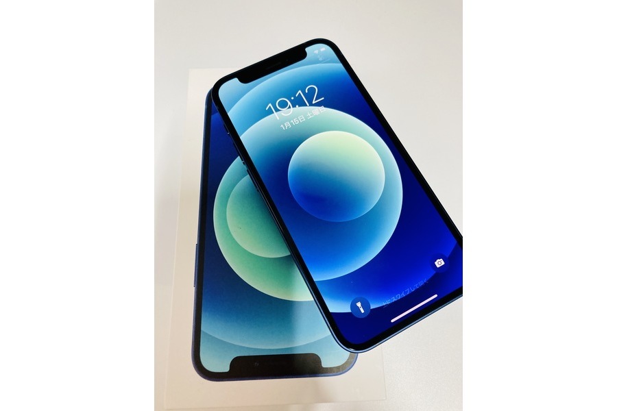 高級感あるディープブルー！iPhone 12 miniが入荷しました！｜2022年01