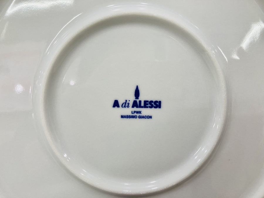 ALESSI How Much White プレートセット 未使用 ALESSI How Much White プレートセット 未使用 - メルカリ