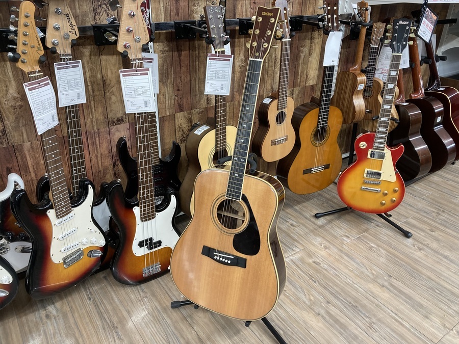 YAMAHAの定番アコースティックギターL-5の前期型が入荷しました