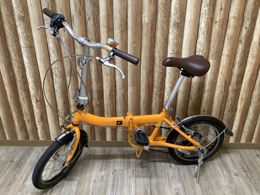 快適な6段変速付】オレンジカラーが爽やかな折りたたみ自転車が入荷