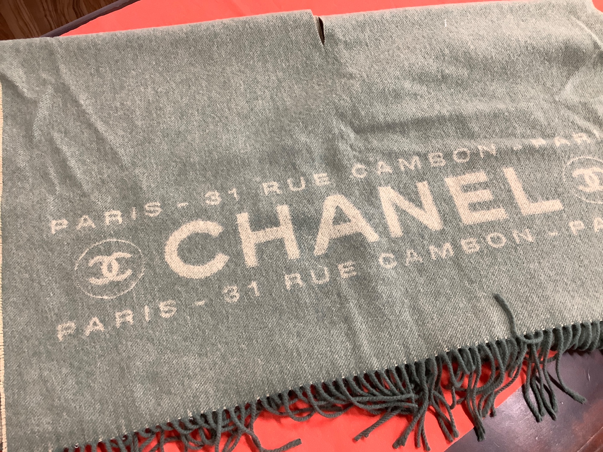 スマホで購入】CHANEL(シャネル)大判ストールが入荷致しました。｜2022