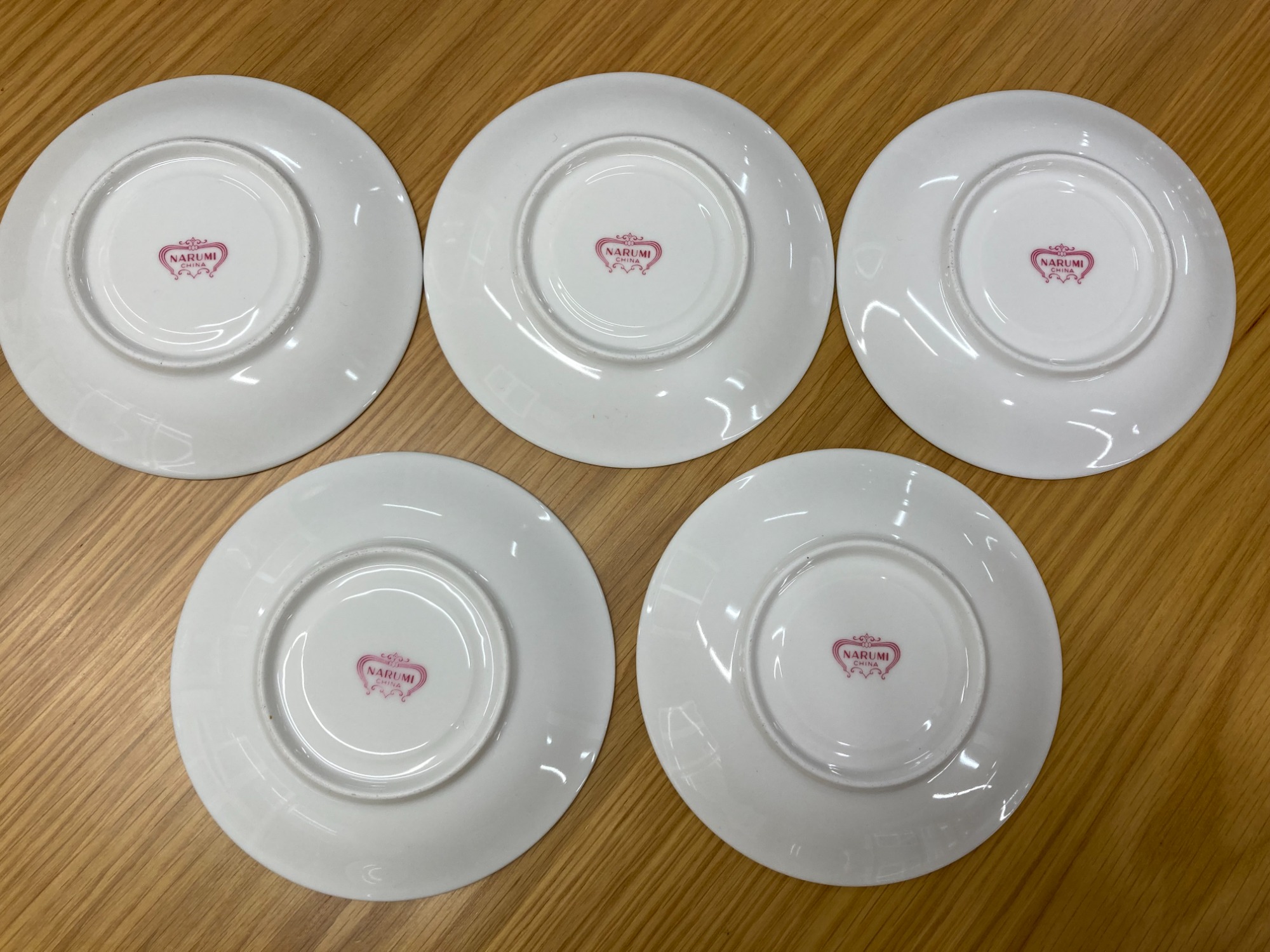 スマホで購入】NARUMI(ナルミ)のカップ&ソーサー5Pセットを買取入荷