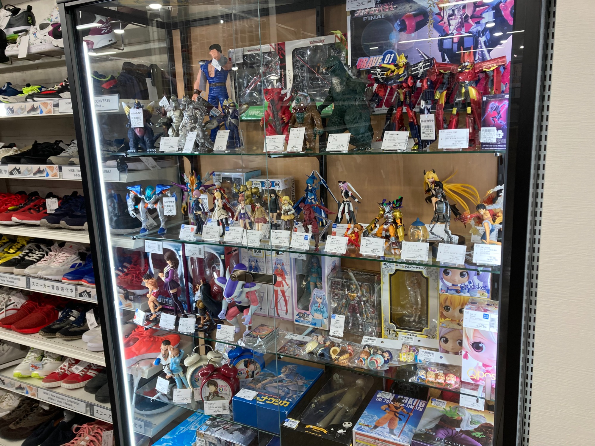 ウルトラマンシリーズのDXソフビ怪獣複数入荷！｜2023年01月13日