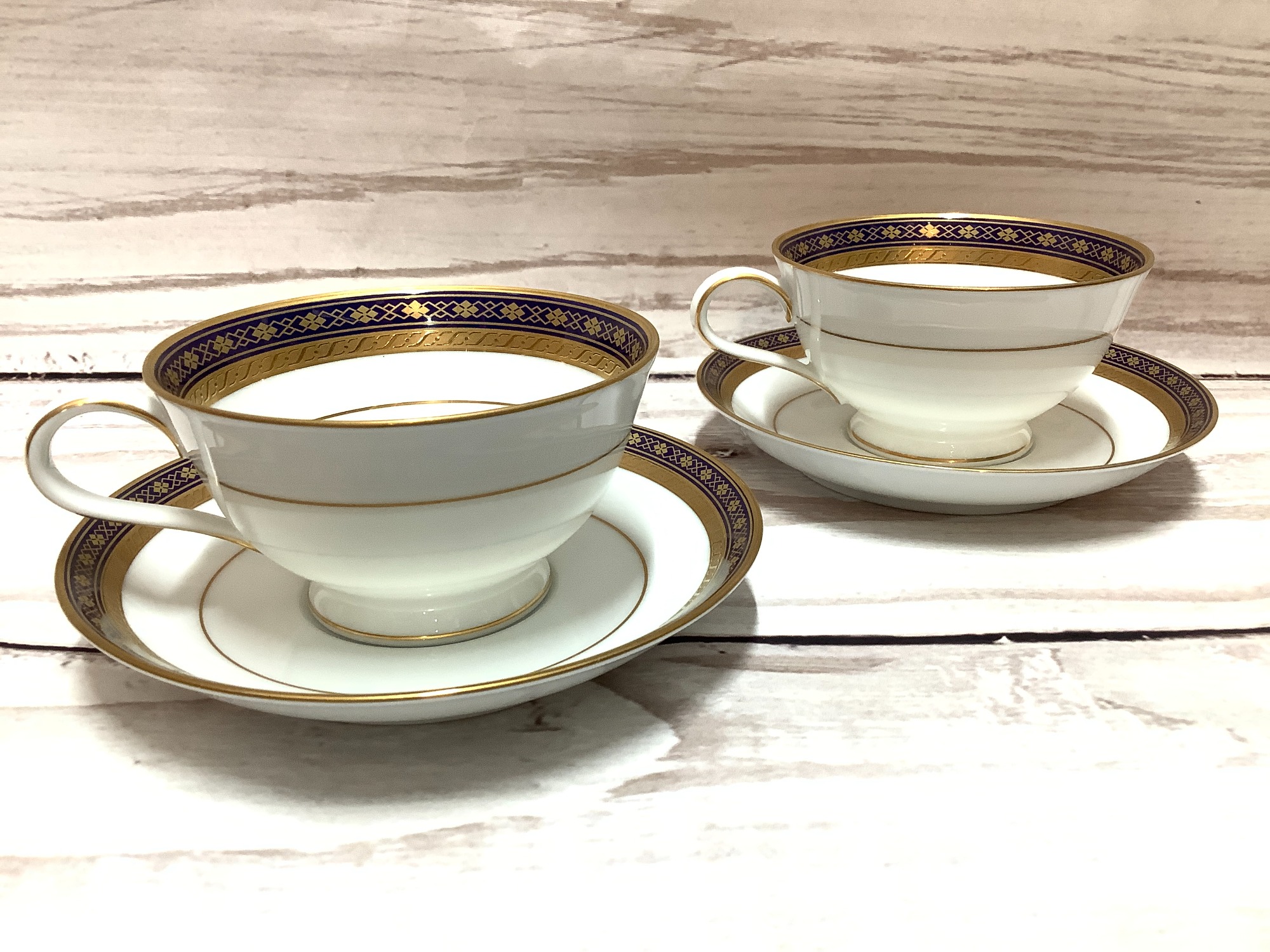 廃盤 ノリタケ SICILIAN BLUE シシリアンブルー　18枚セット Noritake(ノリタケ)のシシリアンブルーのカップ＆ソーサー2Pが入荷致し
