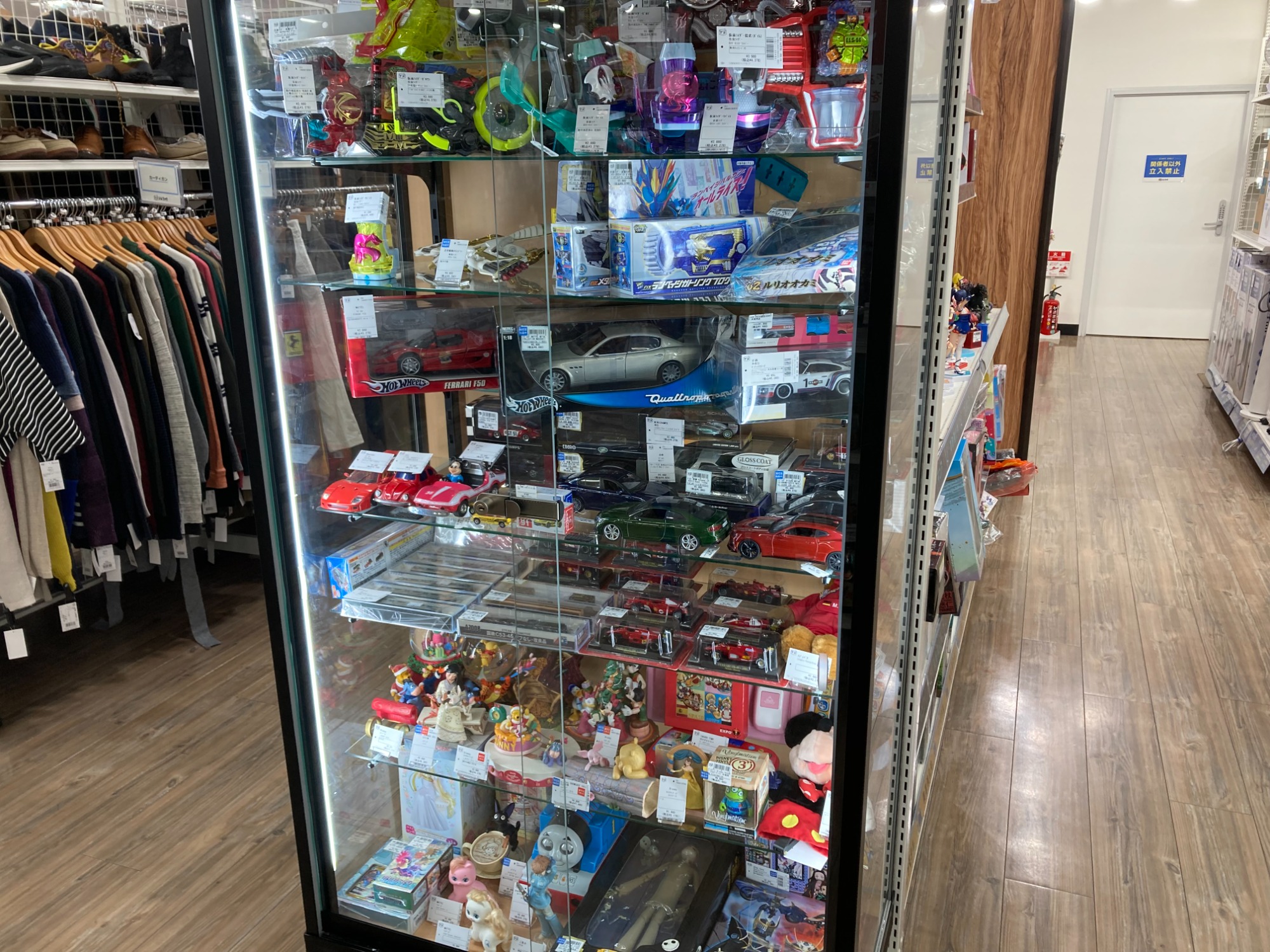 FUJIMI(フジミ)の1/24こち亀派出所ジオラマキットが買取入荷致し