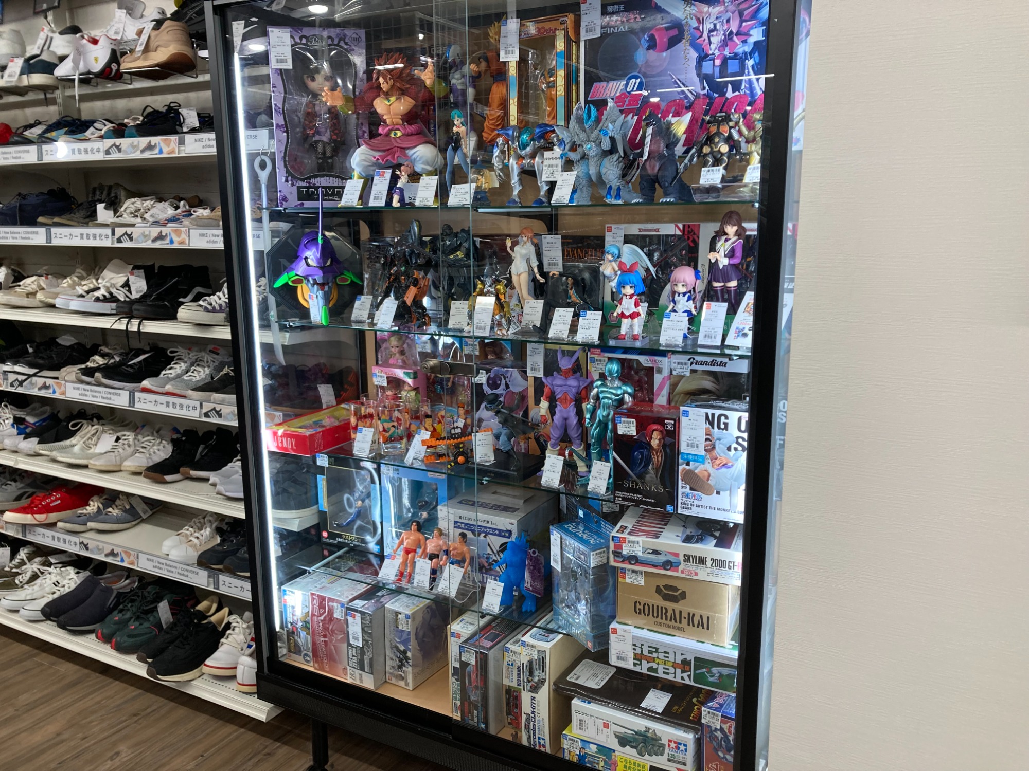 von traumer(トロイマー)アヒルのガーコ貯金箱が入荷致しました