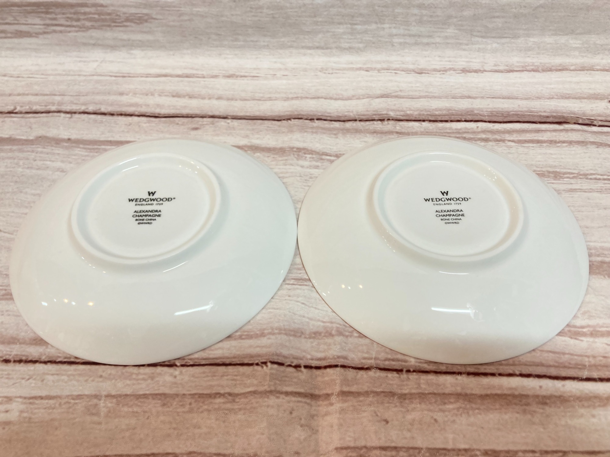 未使用品！Wedgwood(ウェッジウッド)のアレクサンドロ・シャンパン2P