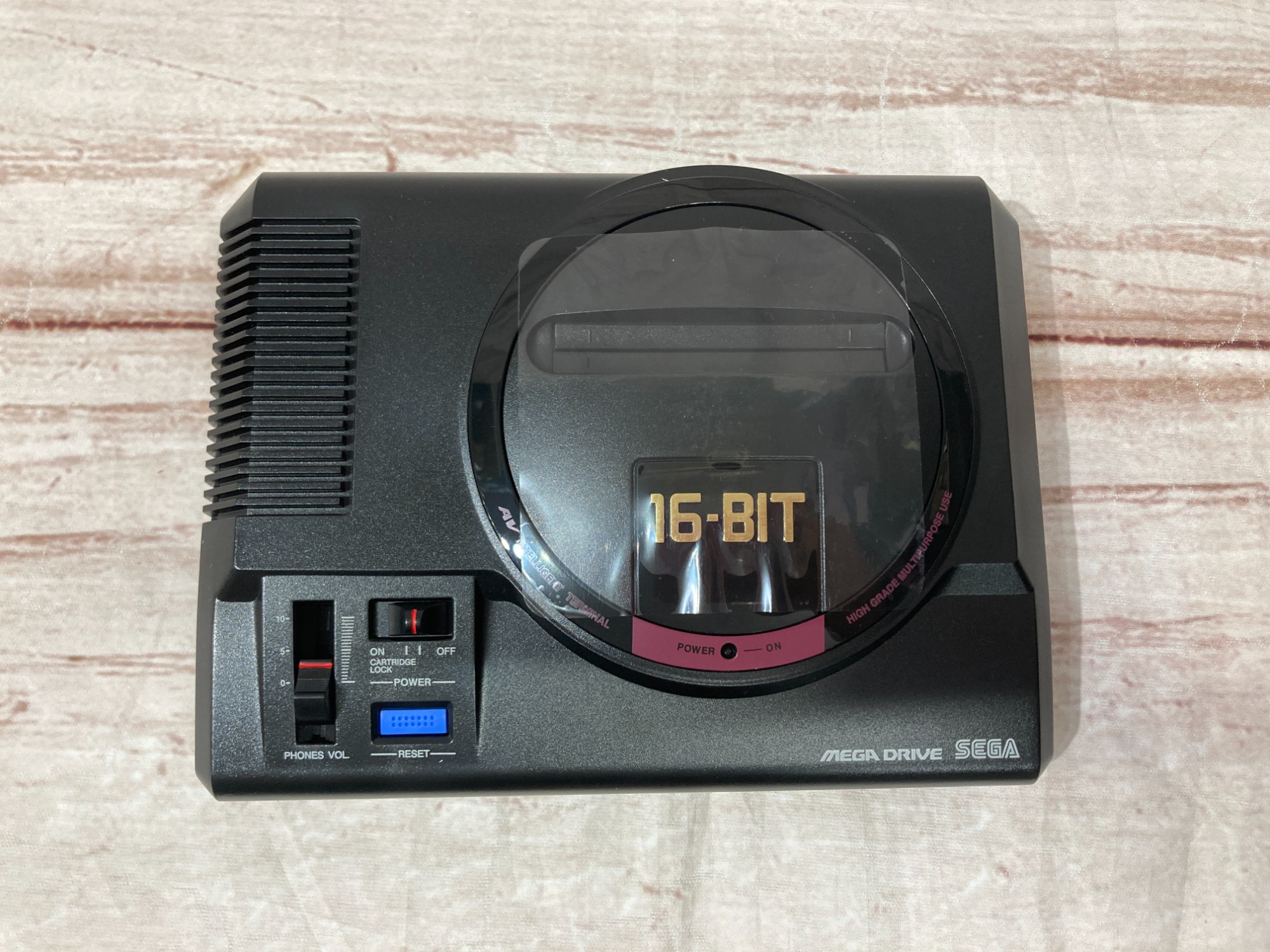 SEGA（セガ）より復刻ハードゲーム メガドライブ ミニのご紹介です