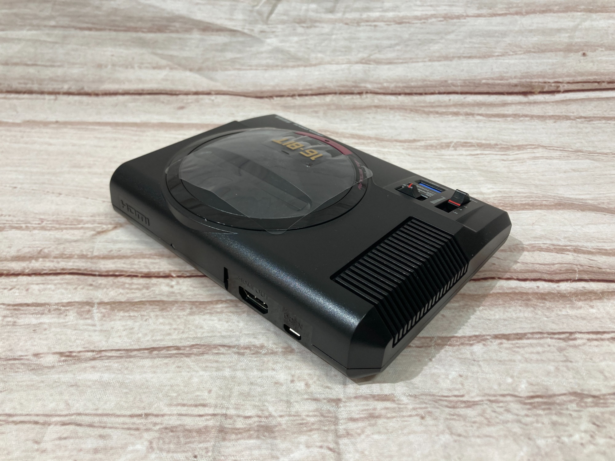 SEGA（セガ）より復刻ハードゲーム メガドライブ ミニのご紹介です