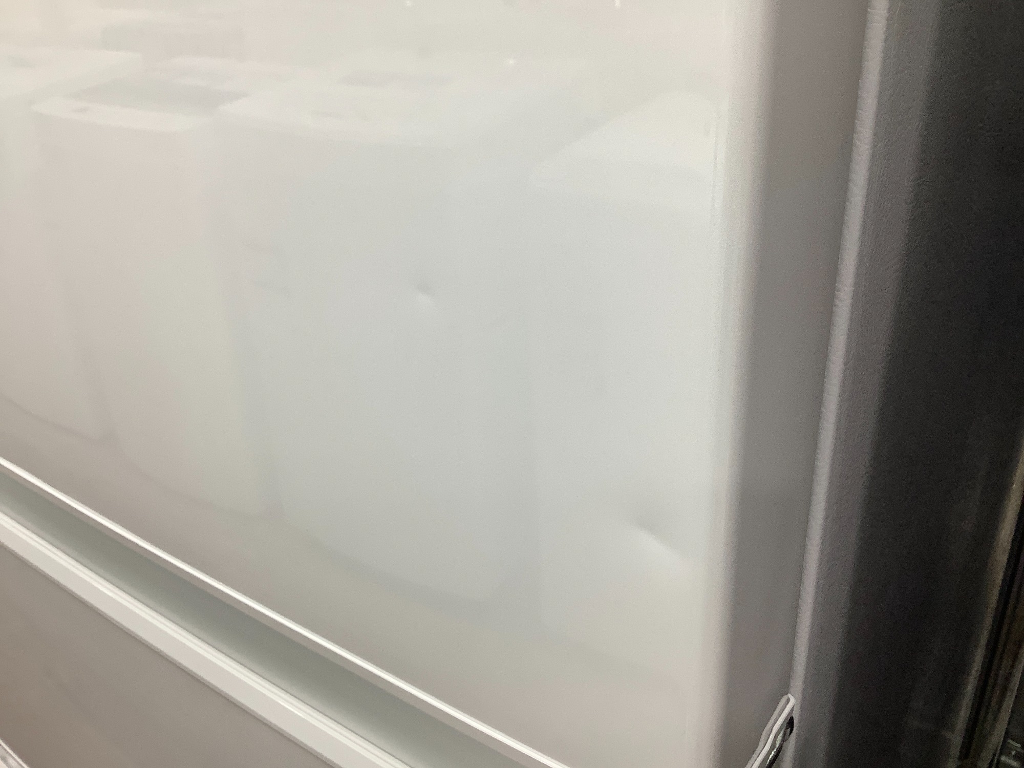 MITSUBISHI  MR-C33G-W 冷蔵庫 2022年製 取りくる歓迎 MITSUBISHI(三菱) 3ドア冷蔵庫 MR-C33G-W 2022年製 をご紹介致し