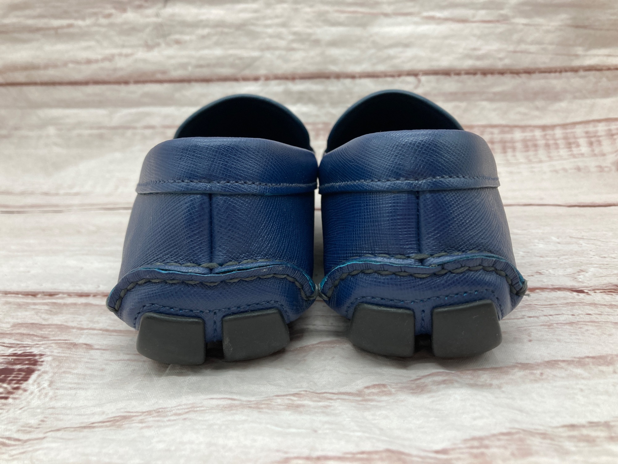 PRADA(プラダ)ドライビングシューズ 2DD099を買取入荷致しました