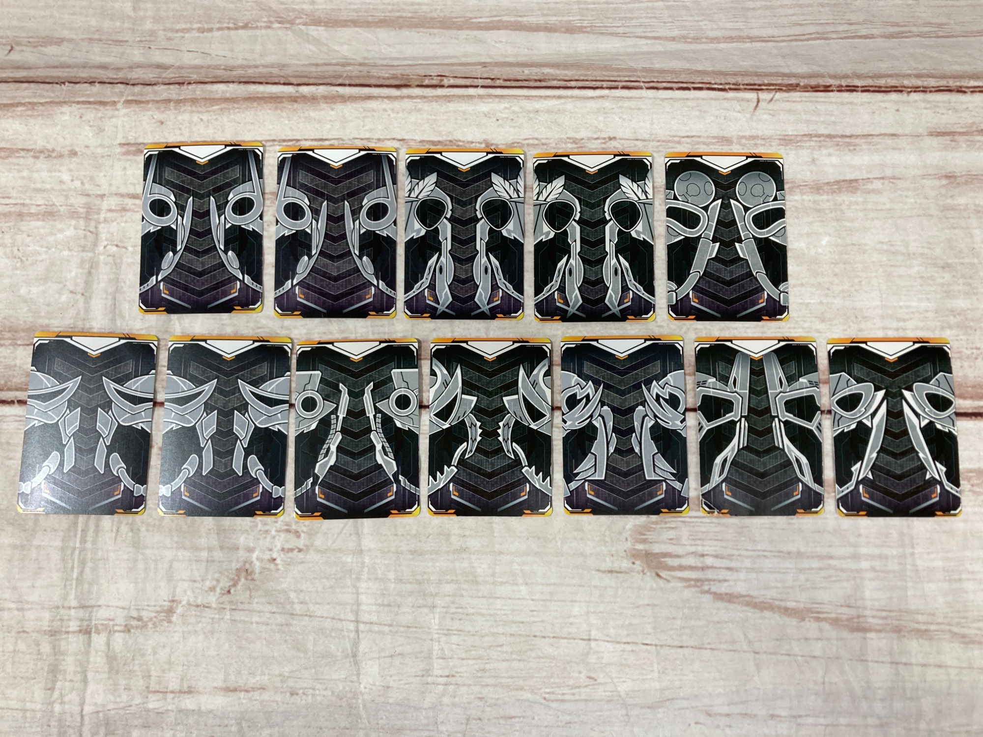 DXガッチャードライバー 仮 面 ラ イ ダ ーガッチャード完全なりきりセット 美品】DXガッチャードライバー 仮面ライダーガッチャード 完全