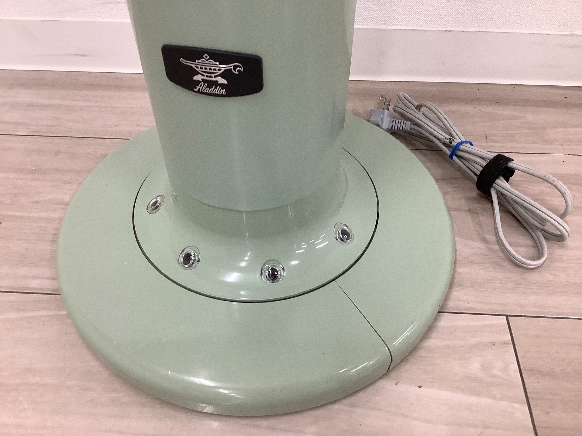 トレファク イオンモール常滑店】Aladdinの遠赤外線ヒーターです