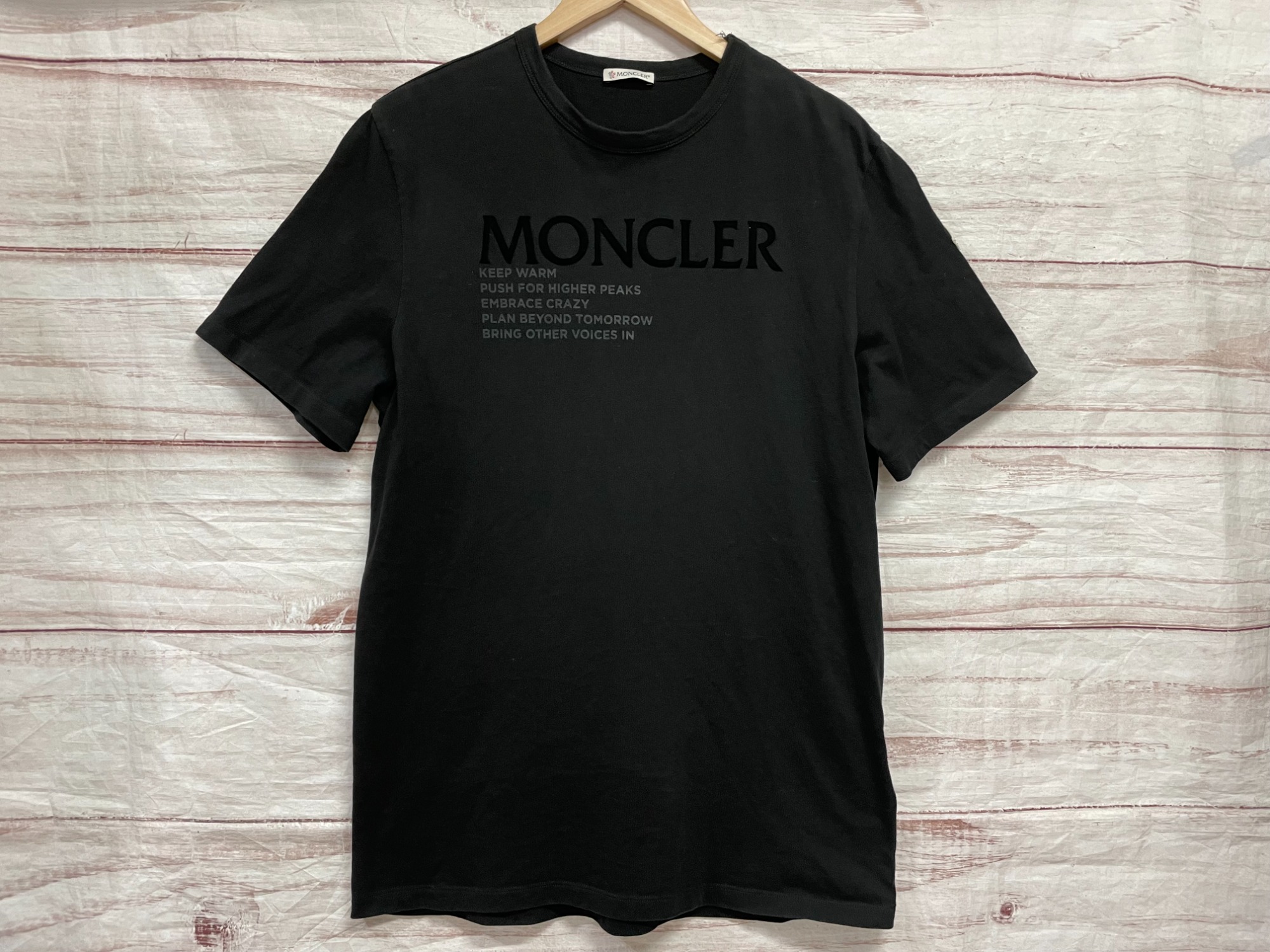モンクレール(MONCLER)モンクレール Tシャツ 半袖Tシャツ 衣料品 トップス レディース  8C0003289AIJ999M｜2101217751933｜【公式】新品中古どちらもブランドの通販ならブランドオフ・オンラインストア| BRAND  OFF Online Store
