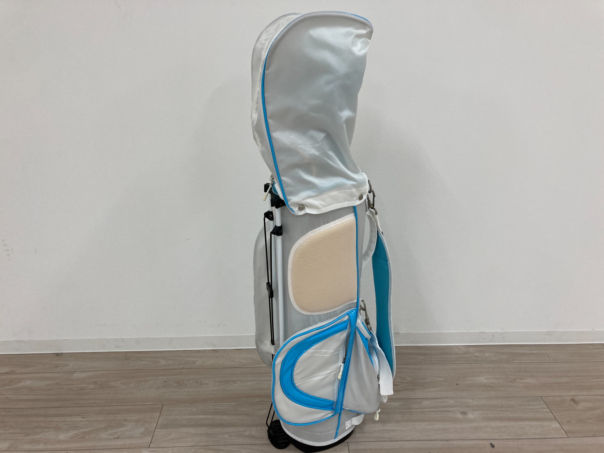 WORLD EAGLE(ワールドイーグル)ゴルフクラブ&キャディバッグセットを