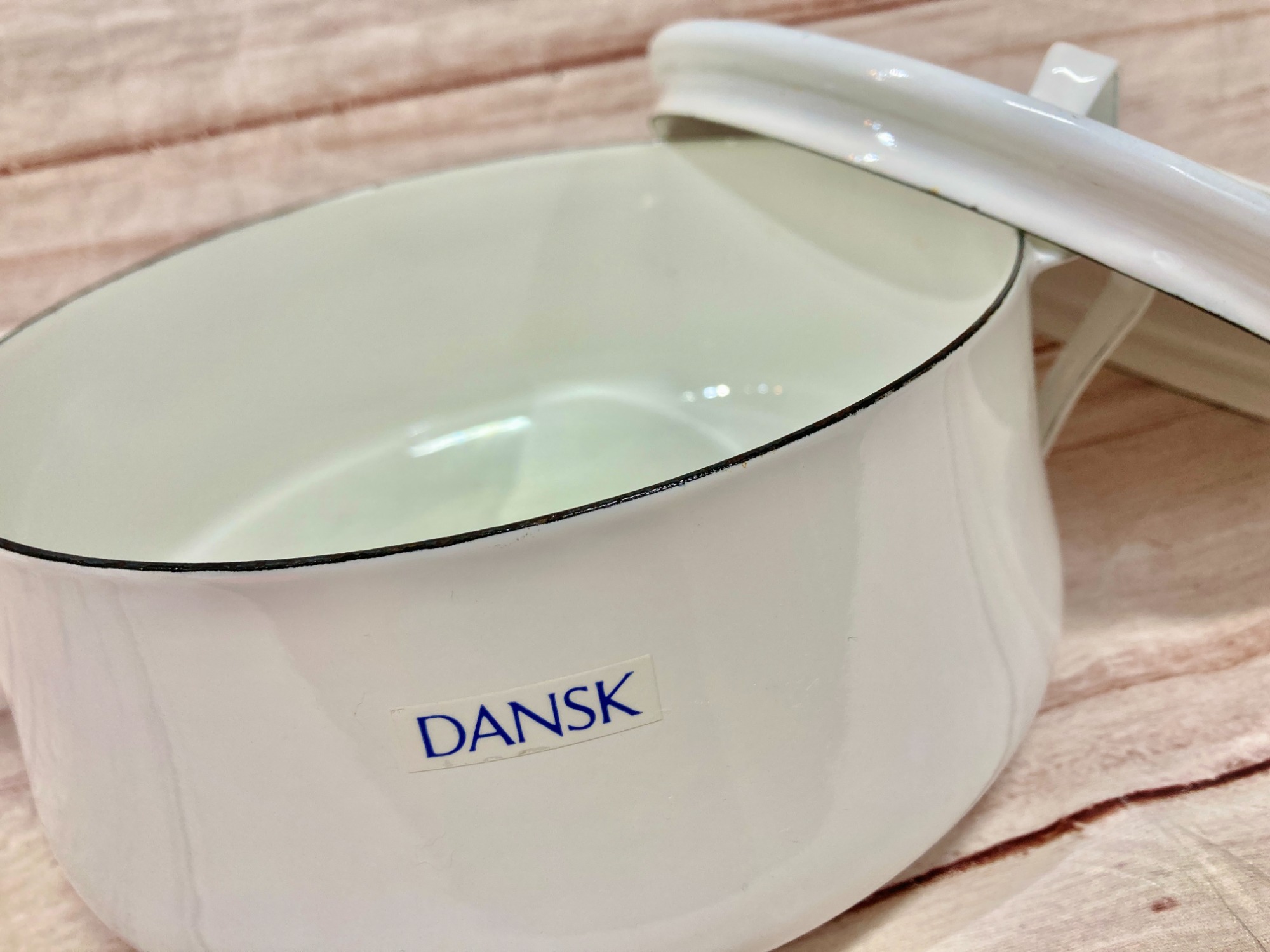 DANSK ホーロー 蓋付き　両手　白　ダンスク　18cm 楽天市場】［取扱終了］DANSK ダンスク 琺瑯 片手鍋 18cm コベン