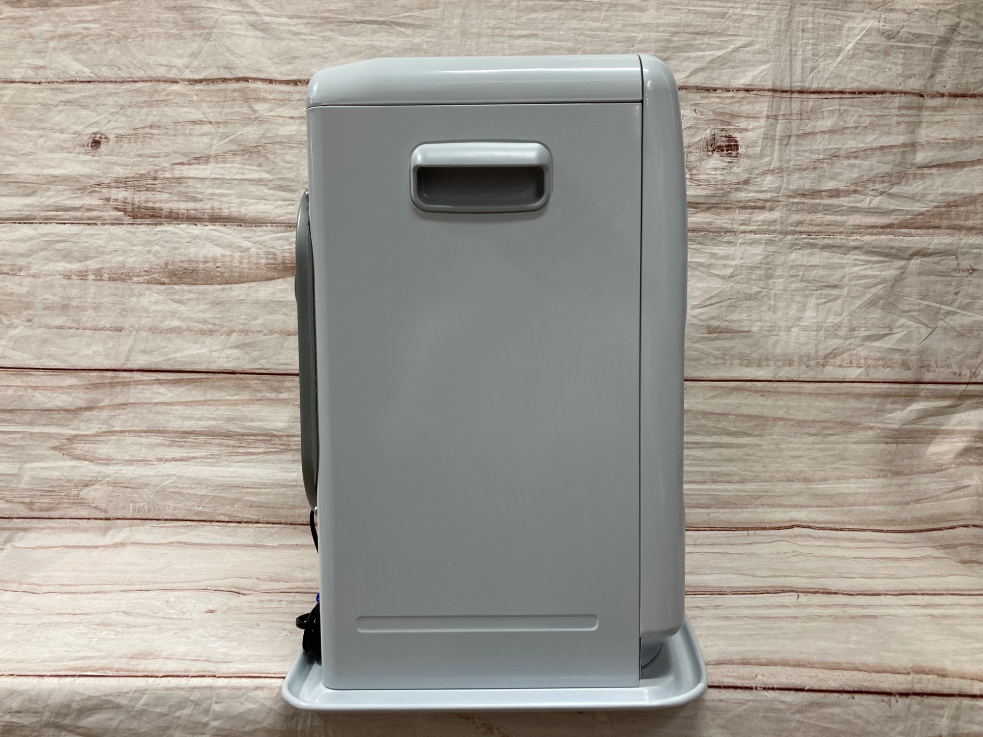 石油ファンヒーターDAINICHI(ダイニチ) FW-3222NC 2022年製 が