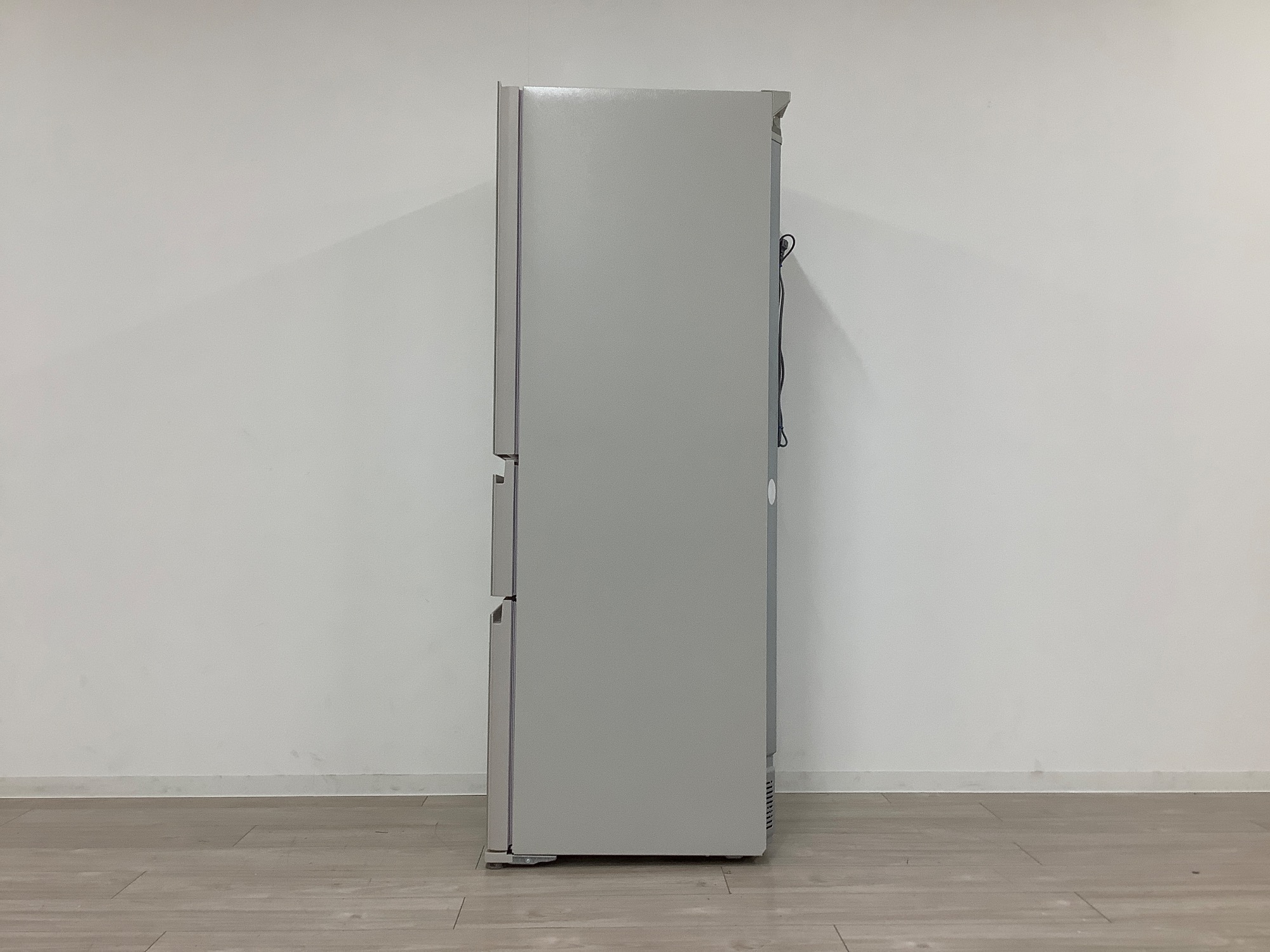 3ドア冷蔵庫 TOSHIBA(東芝) GR-V36SVL 2024年製 356Lを買取入荷