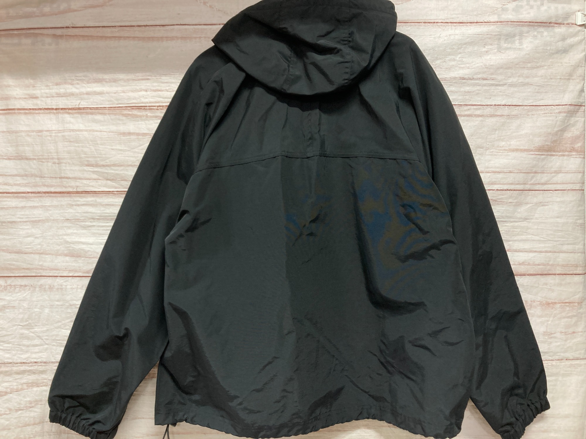 Supreme(シュプリーム)アノラックパーカーを買取入荷致しました