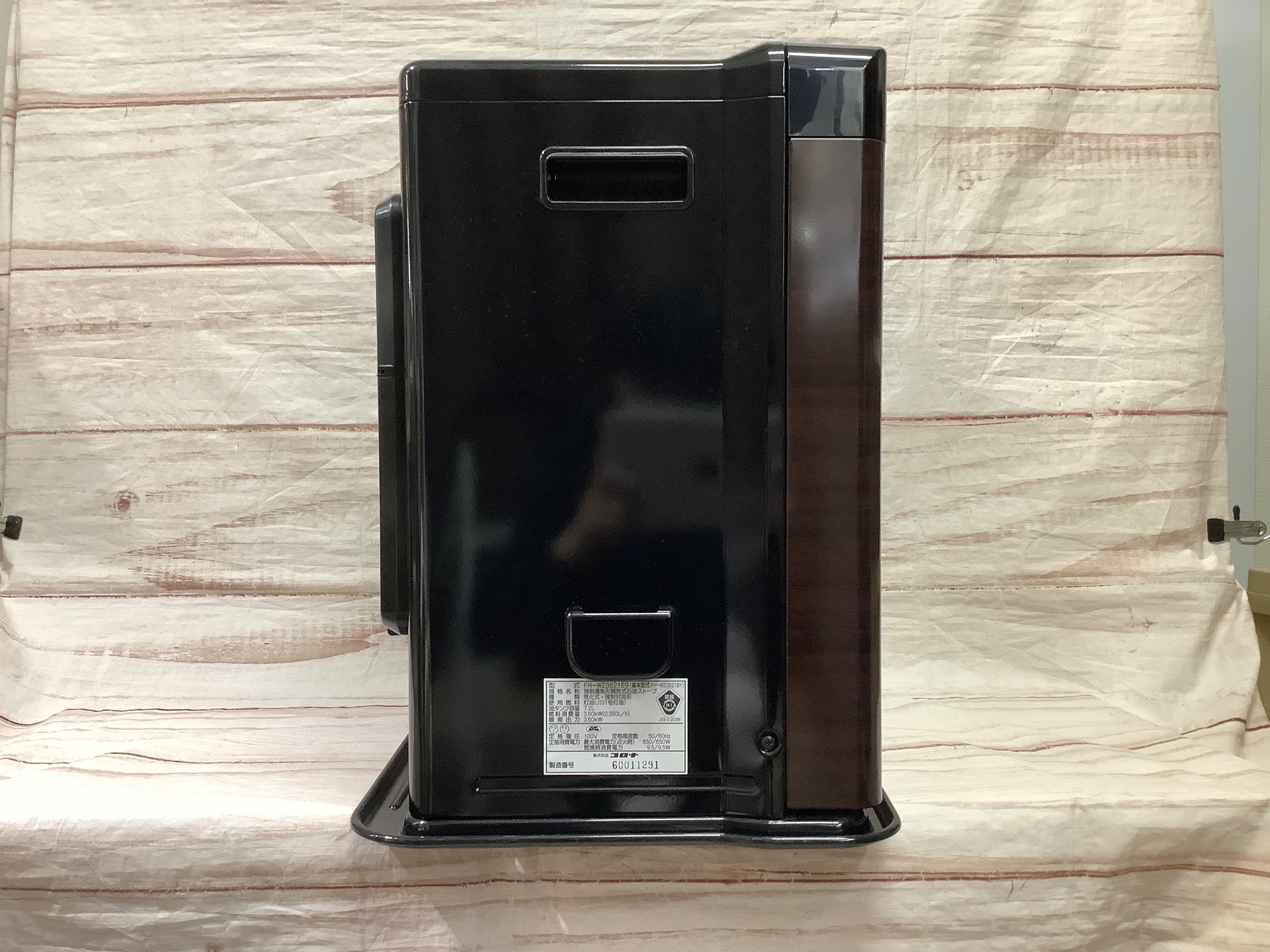 石油ファンヒーターCORONA(コロナ) FW-WZ3621E9 2021年製 PSCマーク有