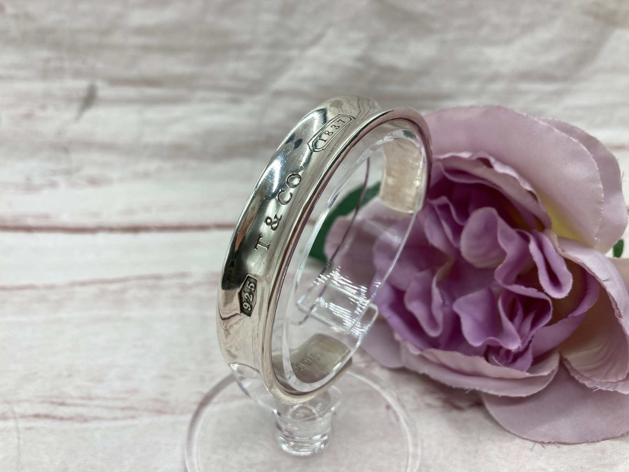 スマホで購入】Tiffany & Co.(ティファニー)1837シルバーバングル を