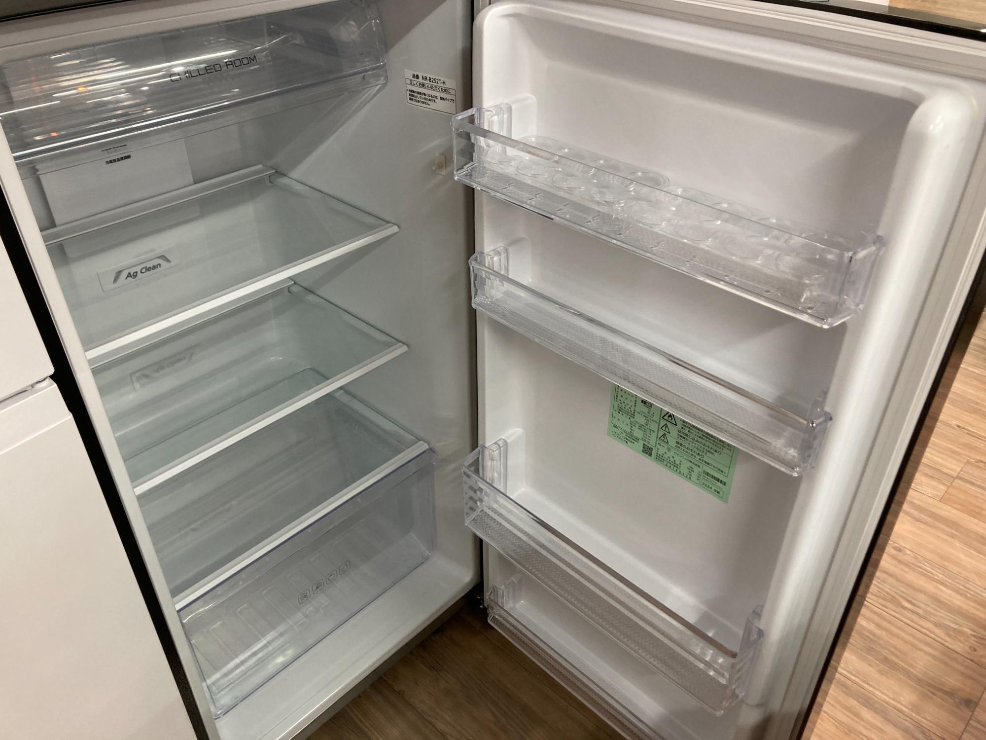 Panasonic(パナソニック)ノンフロン冷凍冷蔵庫 NR-B252T-Hを買取入荷