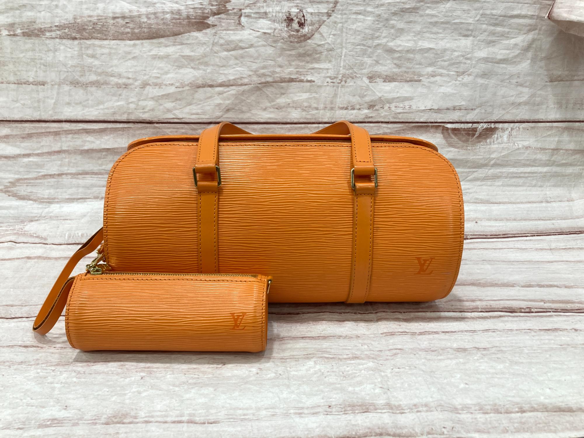 ルイヴィトン　スハリ　ブロンズ 鮮やかなカラーが目を惹く！LOUIS VUITTON（ルイ・ヴィトン