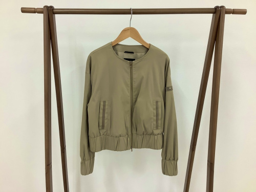 ジャケットのブランド 古着