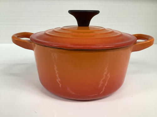 ルクルーゼ　買取　名古屋の贈答品　タオル　買取リサイクルショップ