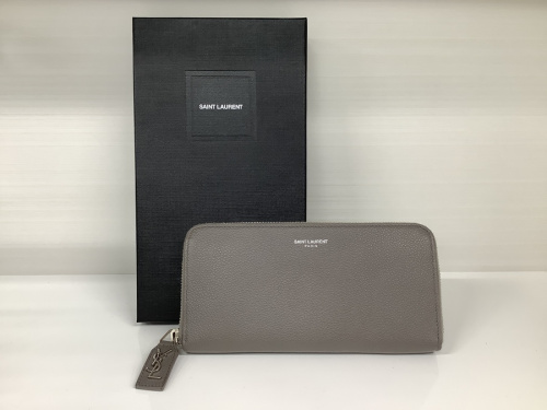 ブランド・ラグジュアリーの財布 小物 中古