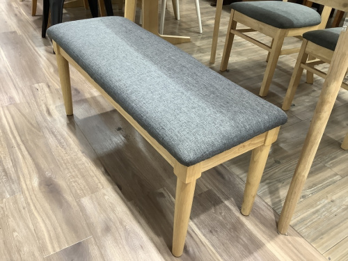 ダイニングセット　中古のイス　ベンチ　テーブル　セット　　中古