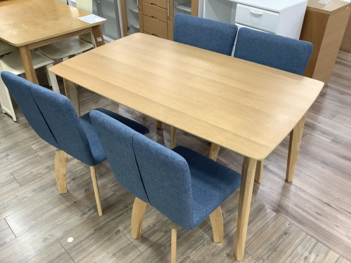 家具のダイニングセット